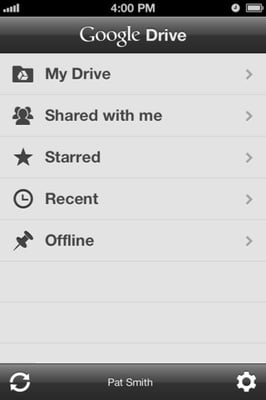 Google Drive -mobiilisovelluksen näkymä iPhonen näytöllä pilvipalvelun dokumenttien hallintaa varten